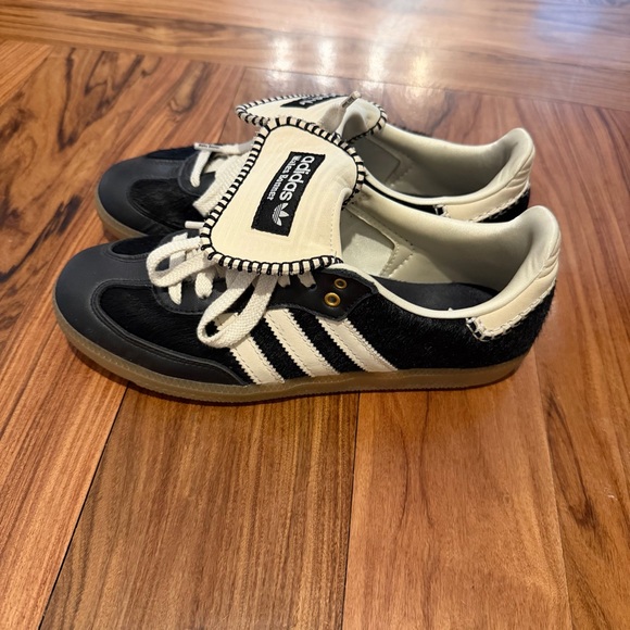 Adidas x Wales Bonner Sambas - Picture 2 of 6